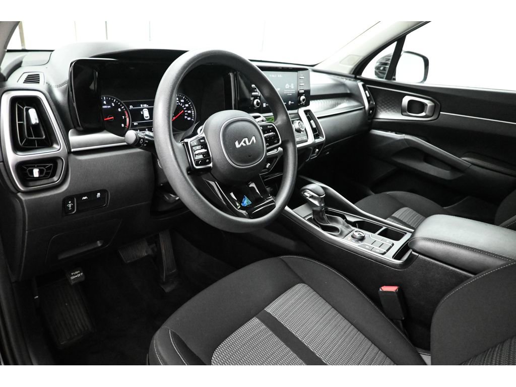 Used 2022 Kia Sorento LX AWD/4WD image 18