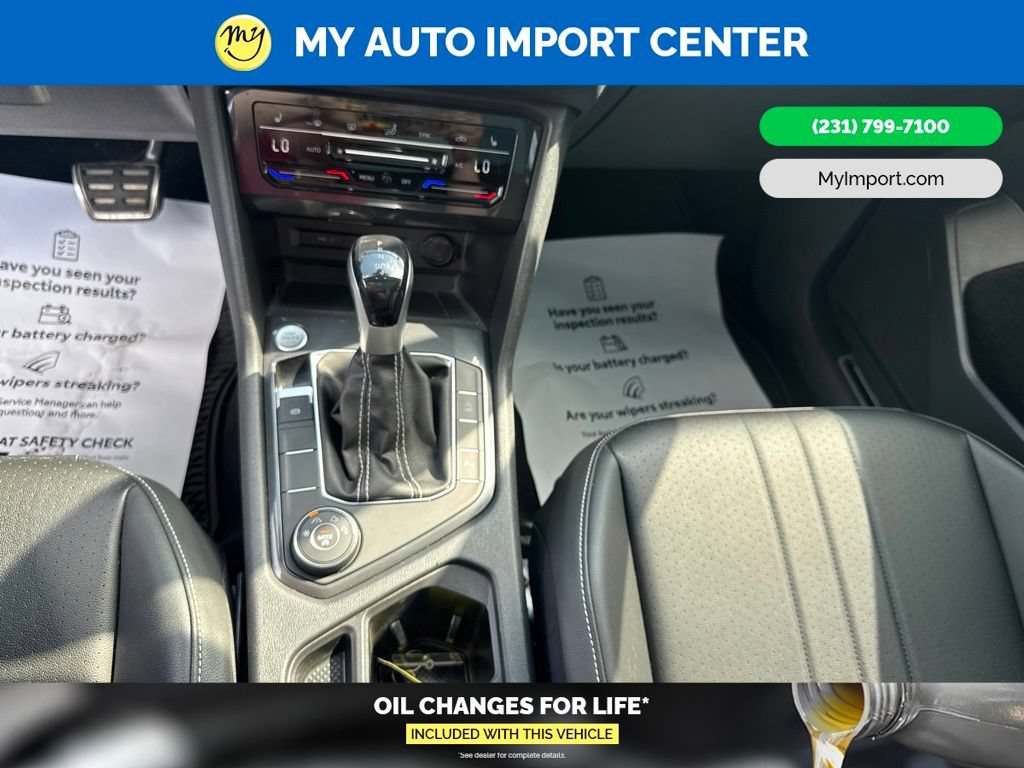 Used 2024 Volkswagen Tiguan SE R-Line AWD/4WD image 23