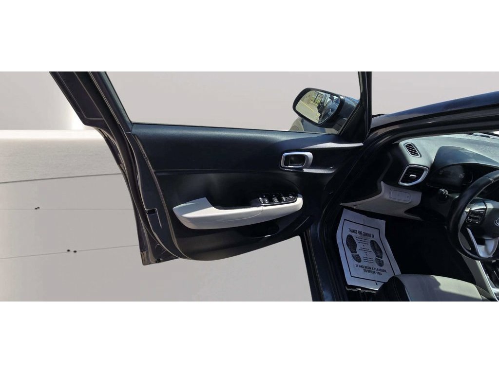 Used 2023 Hyundai Venue SEL w/ Cargo Package FWD image 25