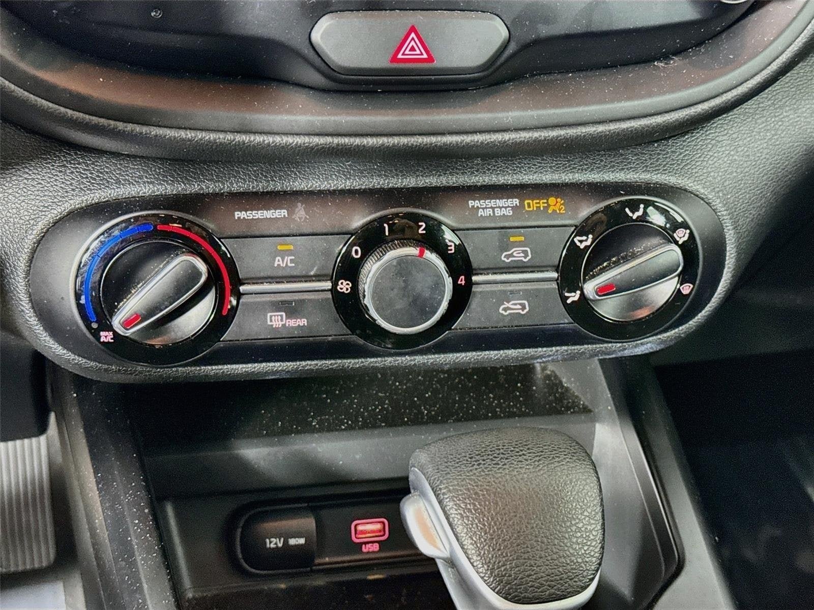 Certified 2022 Kia Soul LX FWD image 16