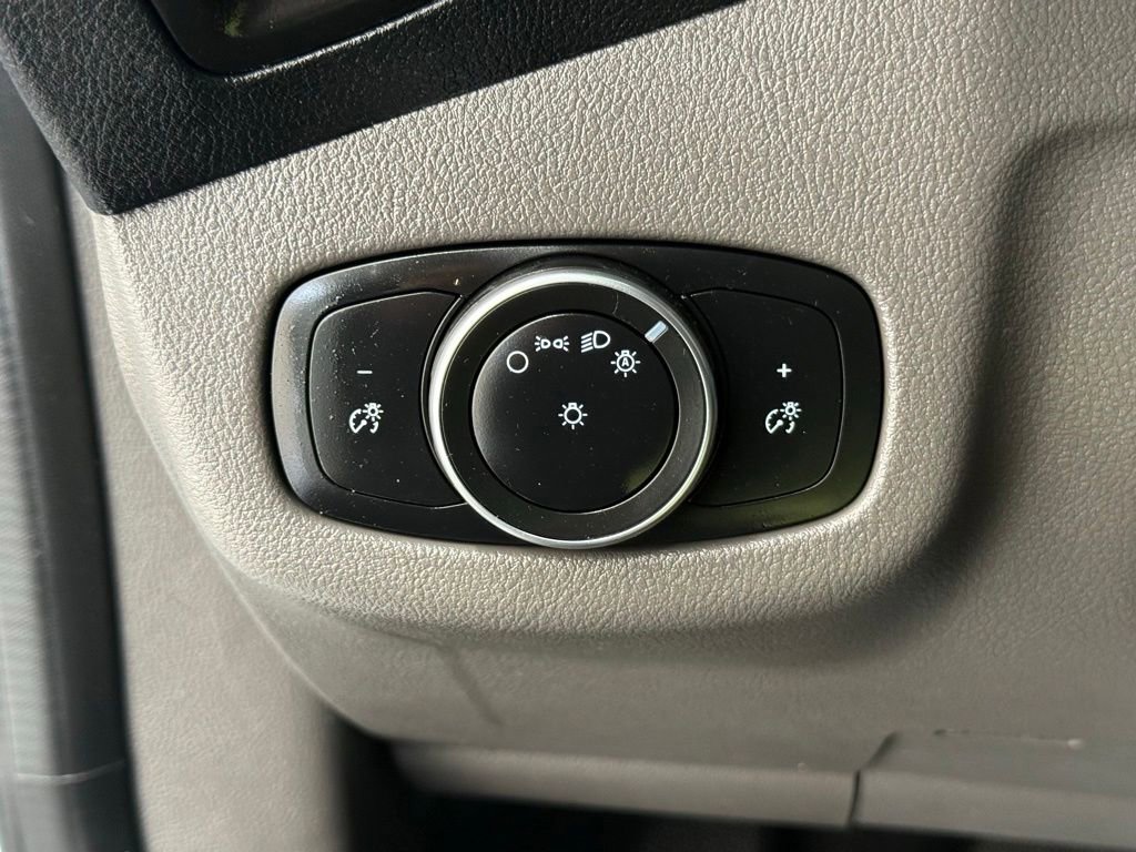 Used 2020 Ford Transit Connect XL FWD image 24