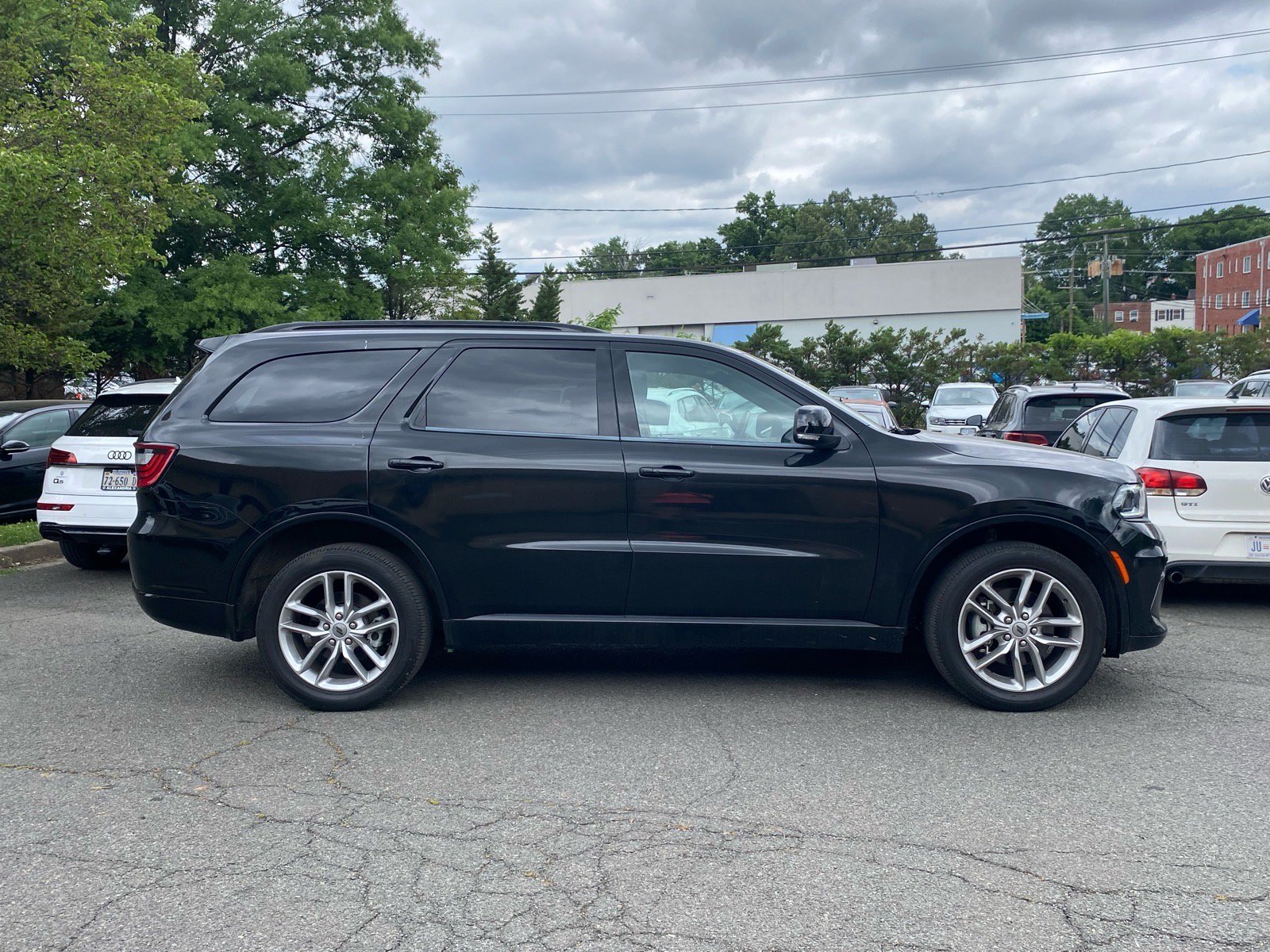 Used 2023 Dodge Durango GT AWD/4WD image 2