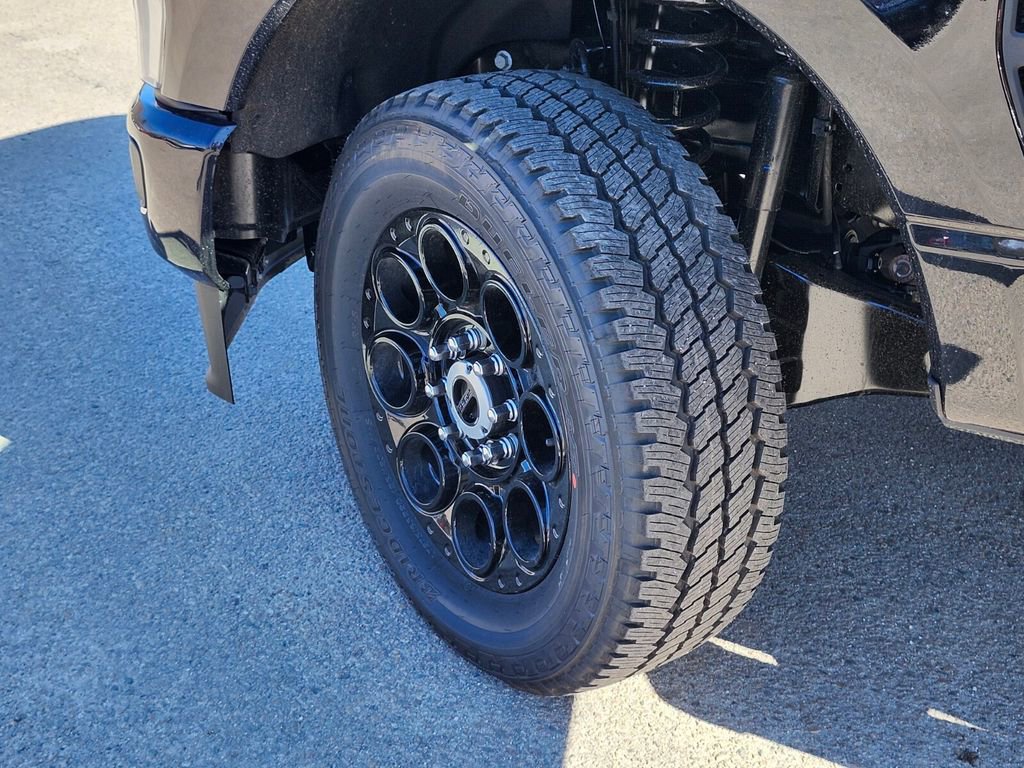 New 2026 Ford F350 XLT w/ XLT Premium Package image 31