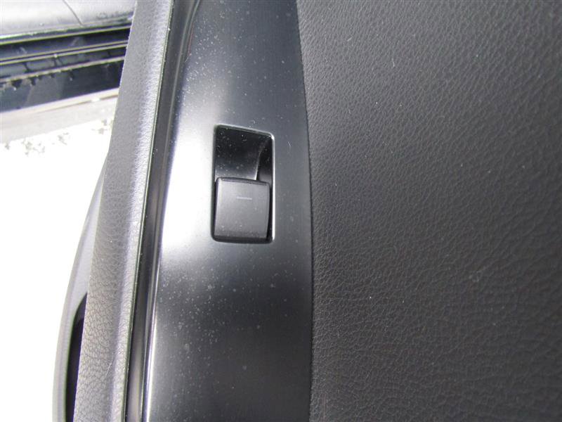 Used 2025 Toyota Camry SE image 36