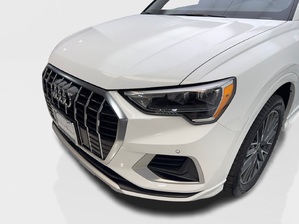 Used 2022 Audi Q3 2.0T Premium w/ Convenience Package AWD/4WD image 18
