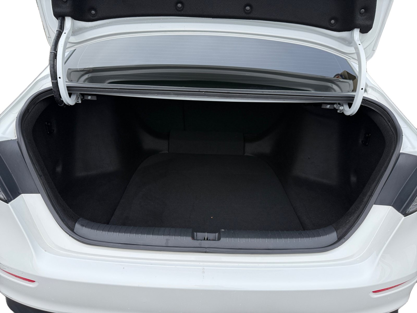 Certified 2024 Honda Accord EX image 17