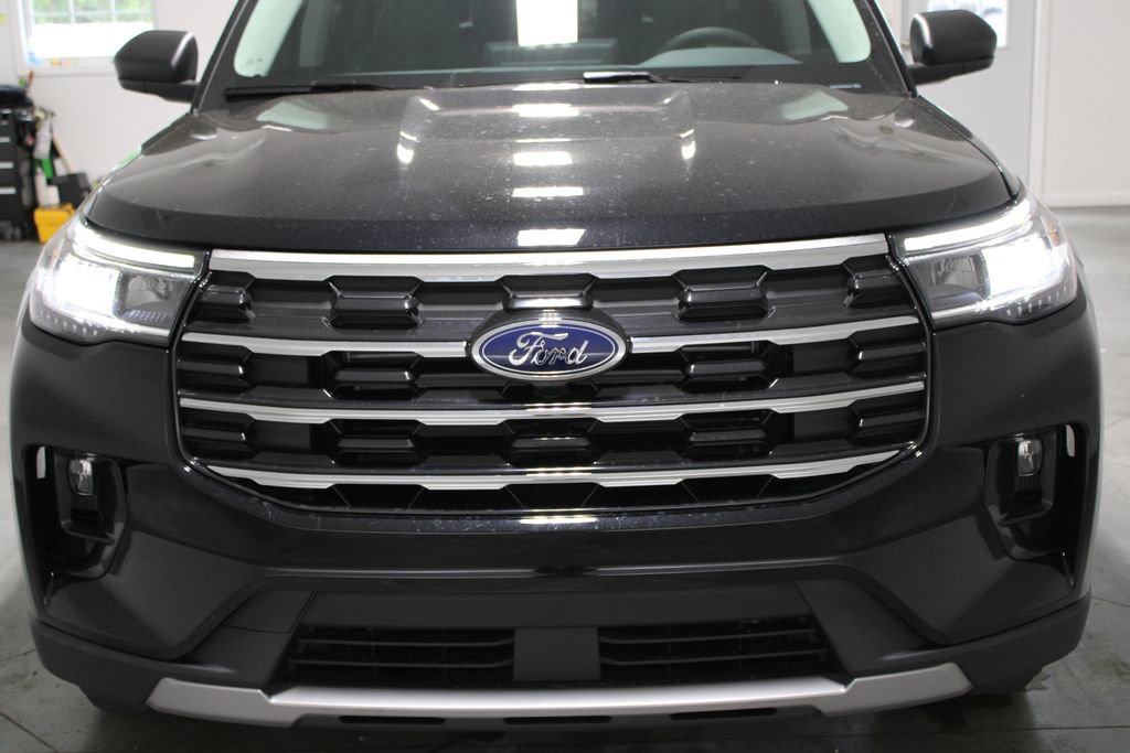 New 2026 Ford Explorer Active RWD image 53
