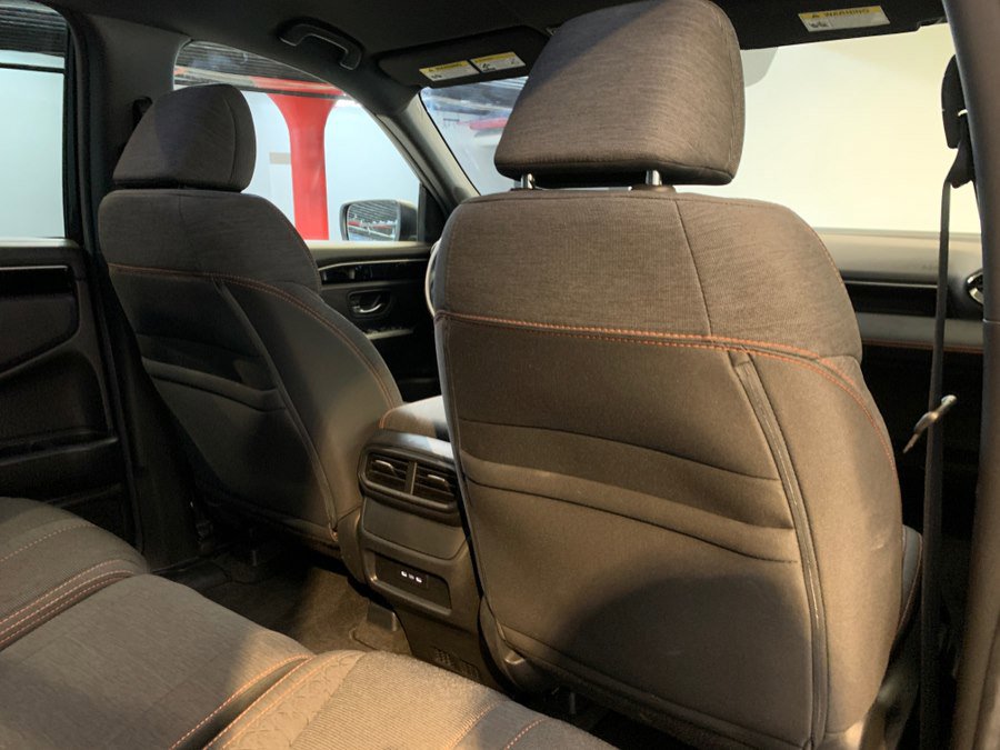 Used 2025 Honda Pilot Sport image 47