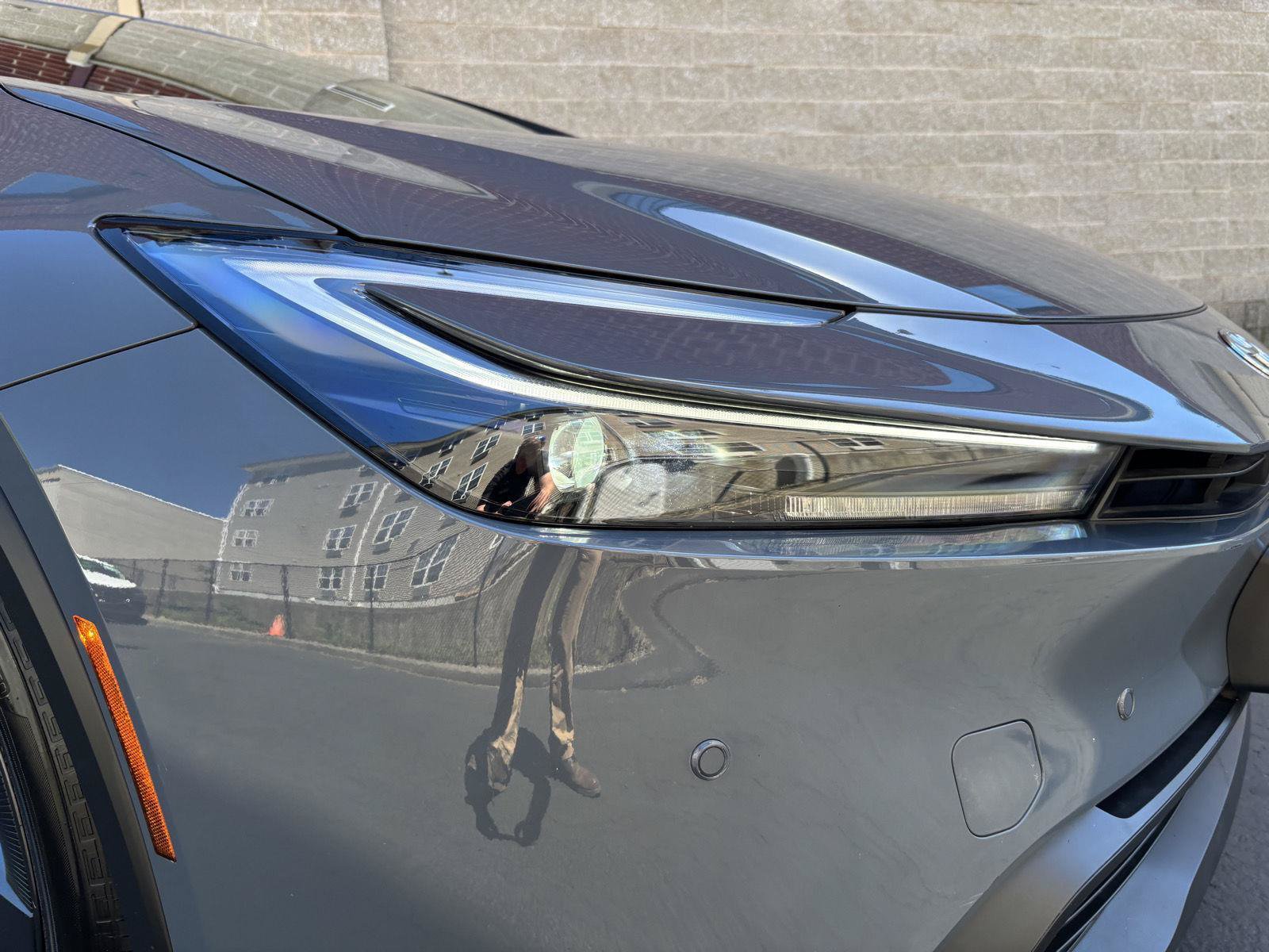 Used 2023 Toyota Prius LE AWD/4WD image 6