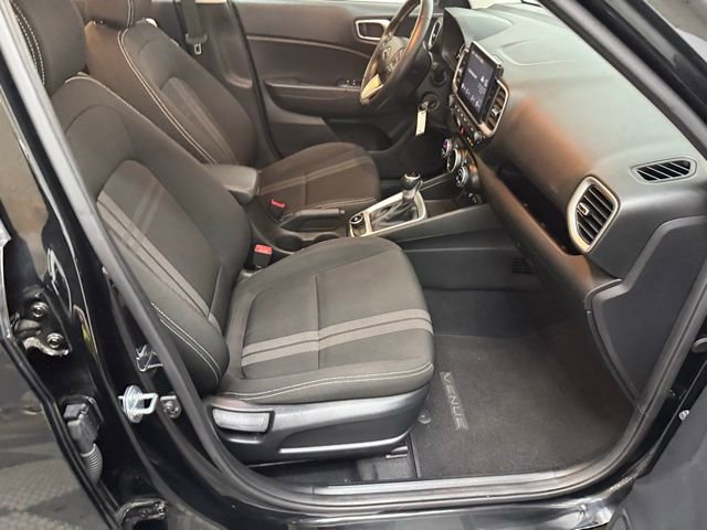 Certified 2023 Hyundai Venue SEL w/ Cargo Package image 35