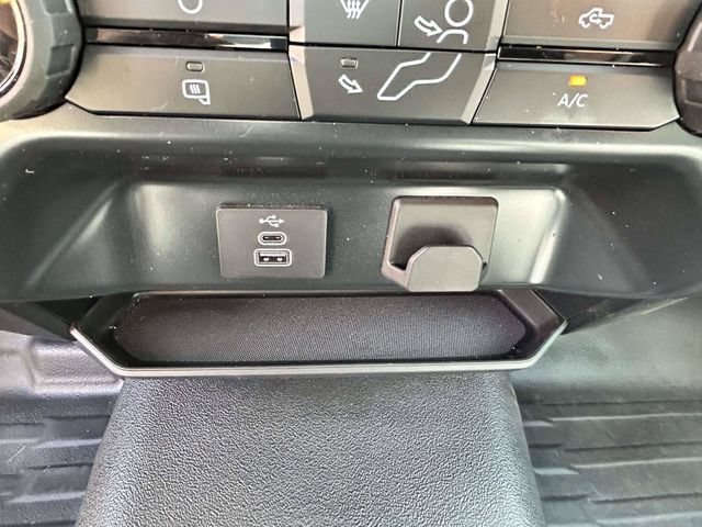 Used 2025 Ford F150 XL RWD image 22