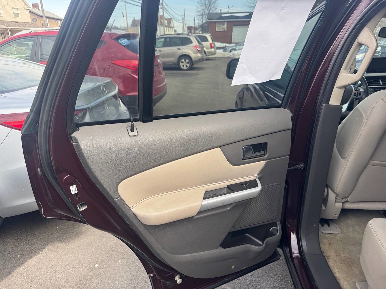 Used 2011 Ford Edge SEL image 13