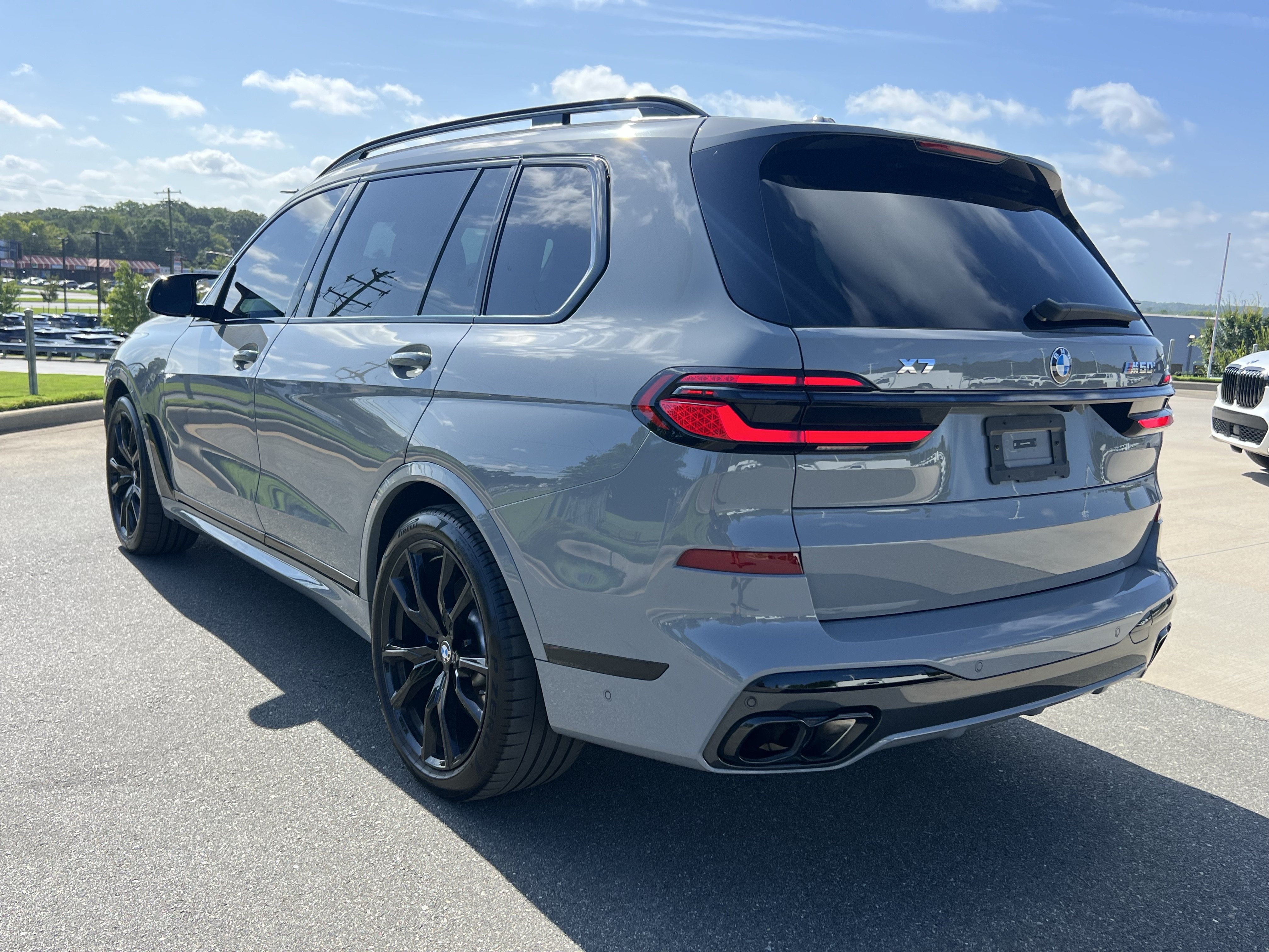 Used 2024 BMW X7 M60i w/ Executive Package AWD/4WD image 7