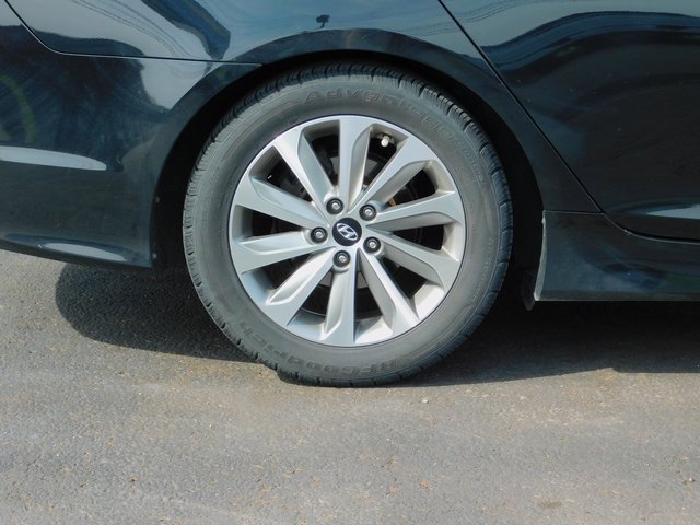 Used 2014 Hyundai Sonata Limited w/ Technology Package 05 image 11