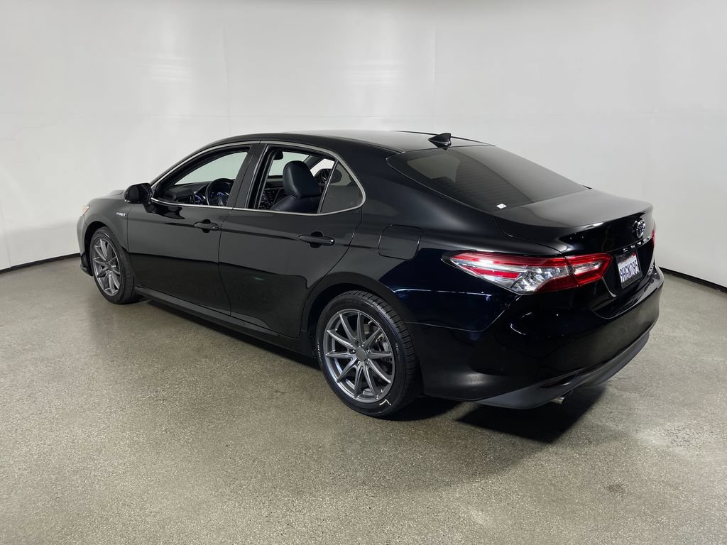 Certified 2019 Toyota Camry XLE w/ Driver Assist Package FWD image 5