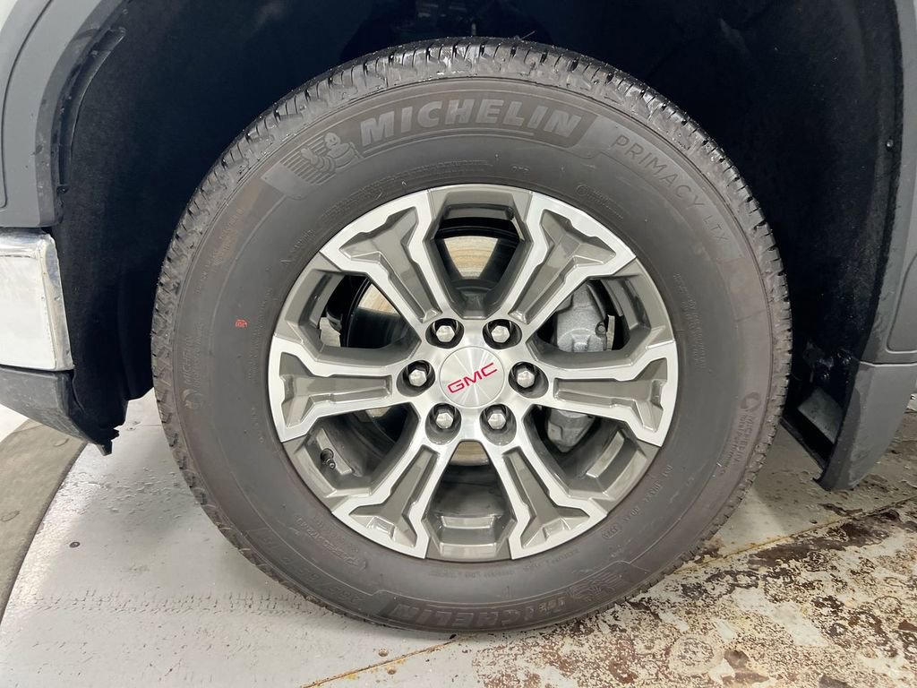Certified 2026 GMC Sierra 1500 SLT image 26