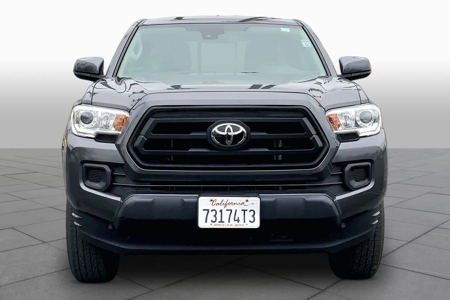 Used 2022 Toyota Tacoma SR w/ SR Convenience Package RWD image 3