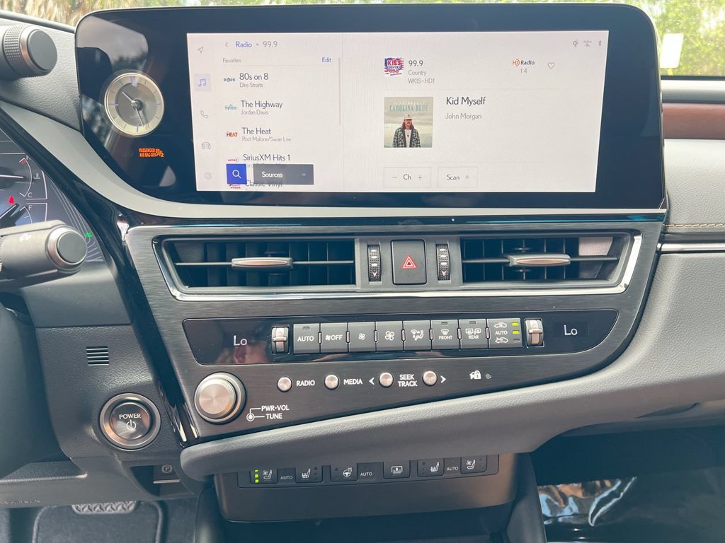 Certified 2024 Lexus ES 300h Ultra Luxury w/ Accessory Package (Z2) FWD image 17