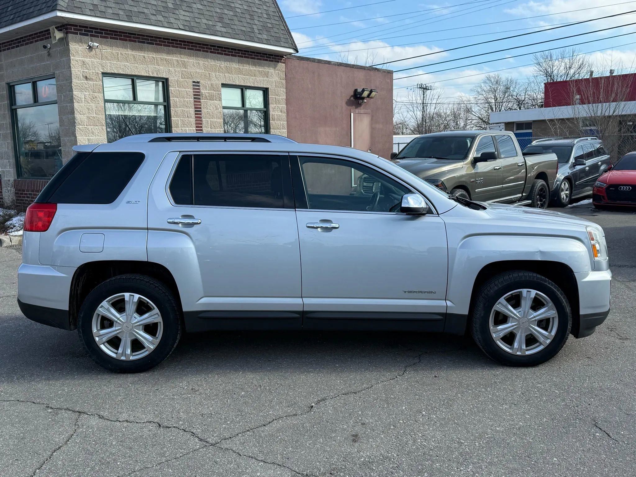 Used 2016 GMC Terrain SLT w/ Open Road Package FWD image 4