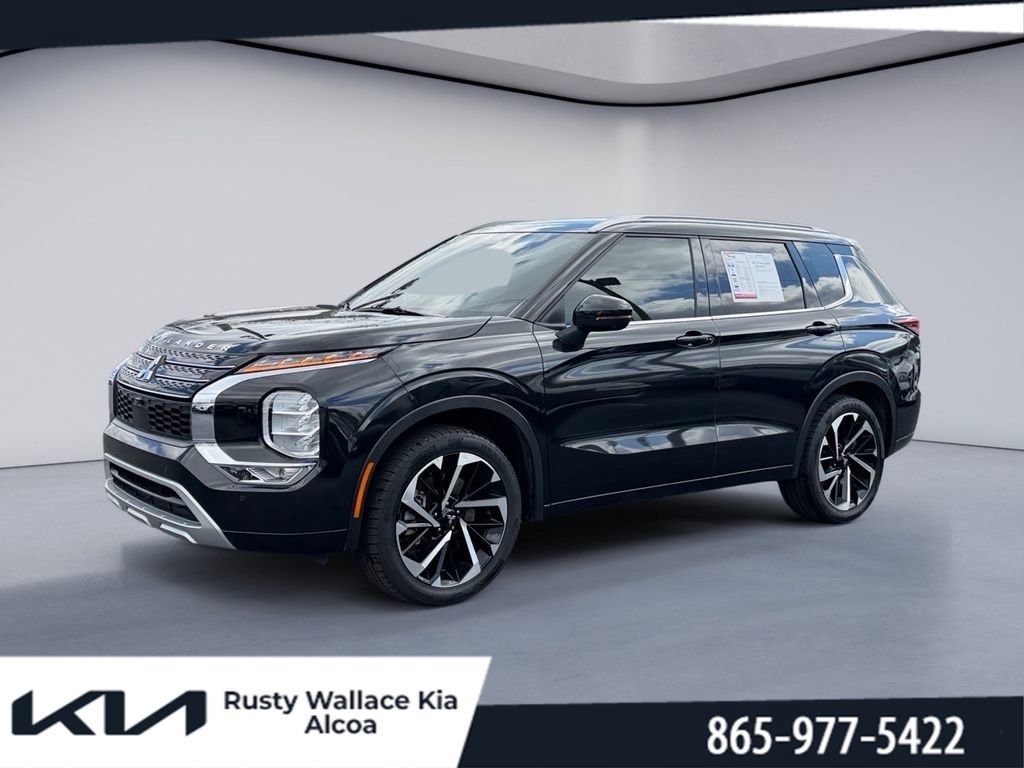 Used 2024 Mitsubishi Outlander SEL