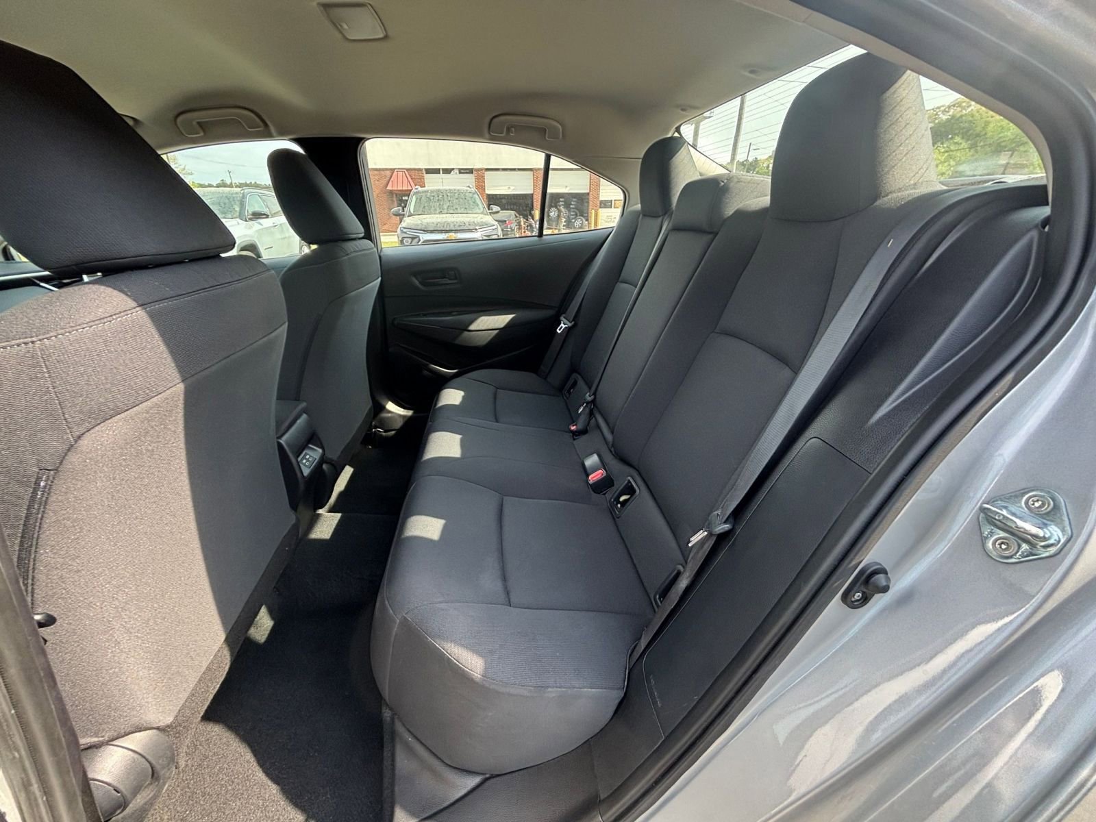 Used 2025 Toyota Corolla LE image 25