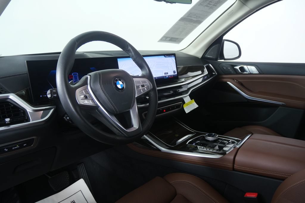 Used 2026 BMW X7 xDrive40i AWD/4WD image 12