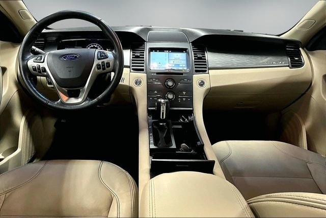 Used 2016 Ford Taurus SEL w/ Equipment Group 201A FWD image 9