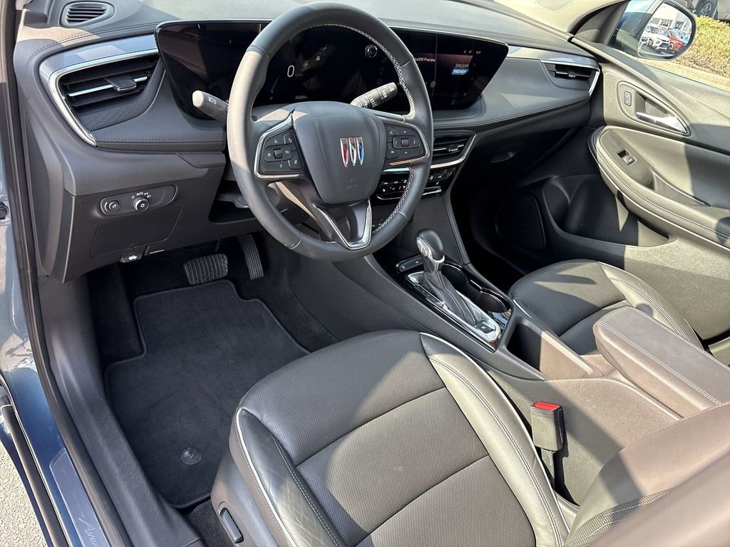 Used 2024 Buick Encore GX Avenir image 13