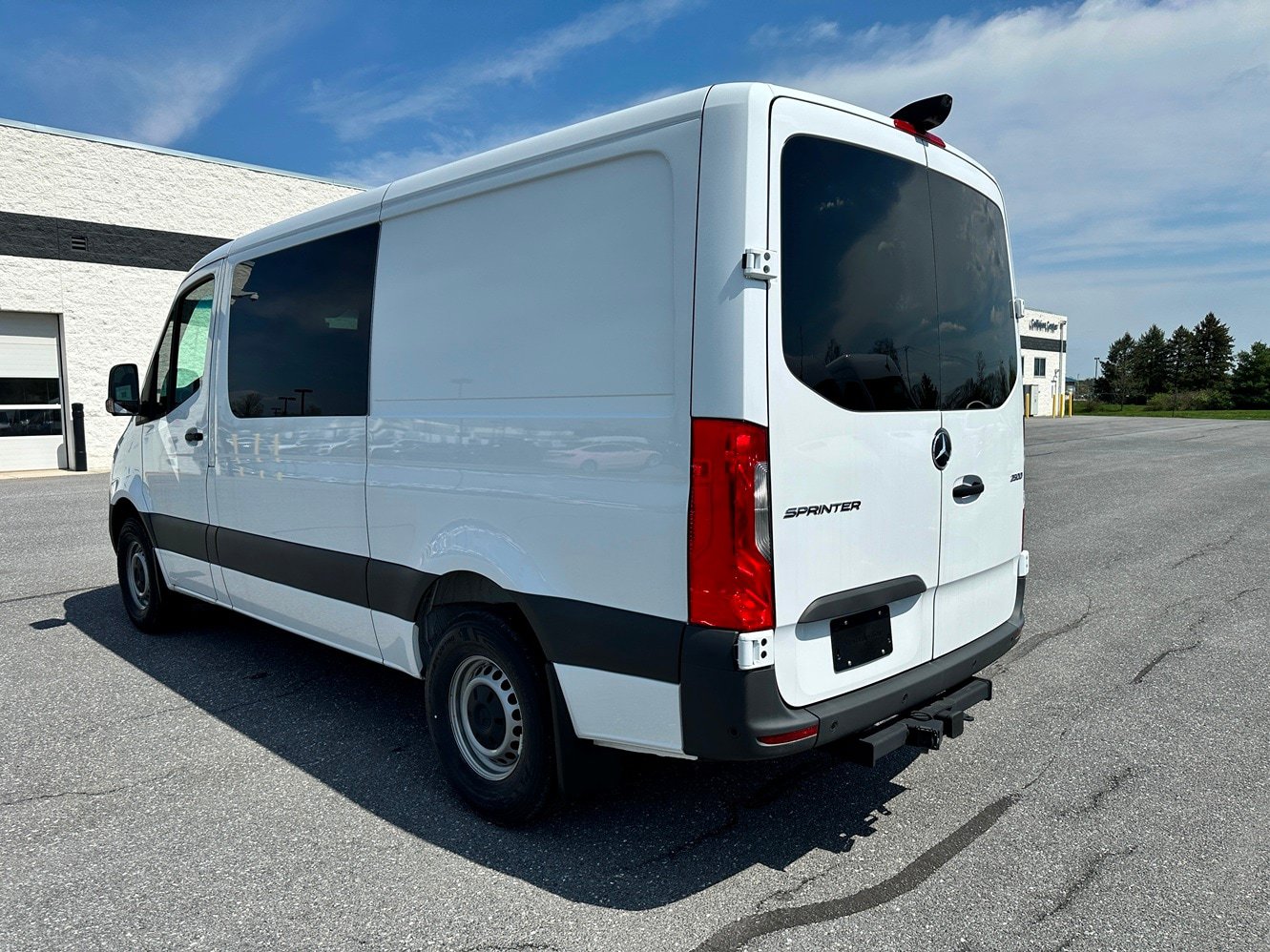 Used 2025 Mercedes-Benz Sprinter 2500 image 6