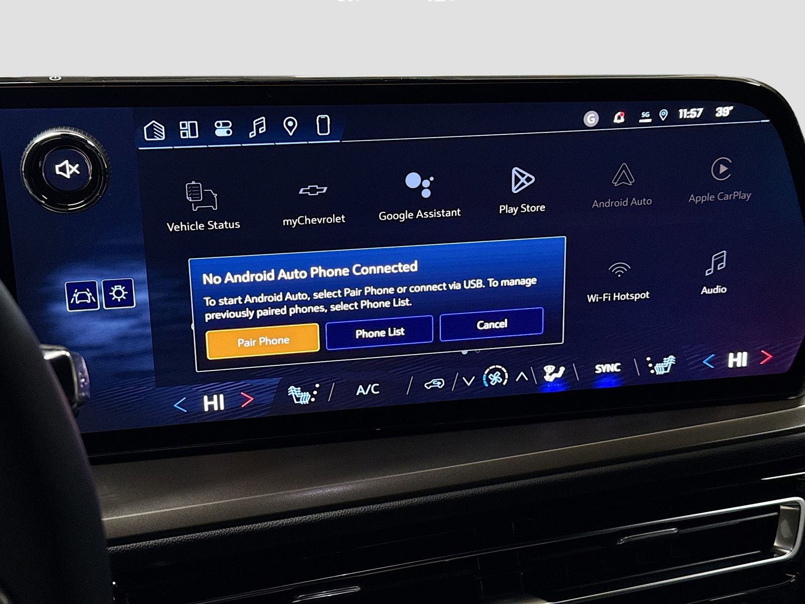New 2026 Chevrolet Traverse LT w/ Driver Confidence Package image 15
