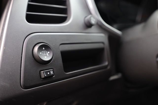 Used 2017 Chevrolet Corvette Stingray Coupe w/ Carbon Flash Badge Package image 17