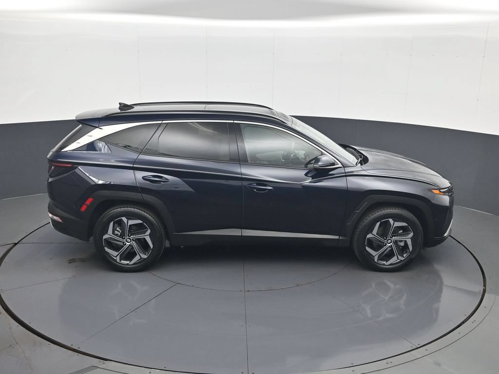 Certified 2023 Hyundai Tucson Limited AWD/4WD image 17