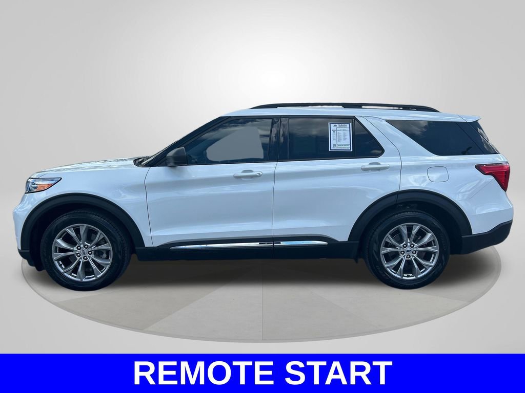 Used 2023 Ford Explorer XLT w/ Equipment Group 202A RWD image 8