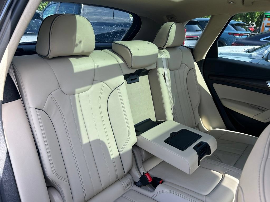 Used 2024 Audi Q5 2.0T Premium w/ Convenience Package AWD/4WD image 50