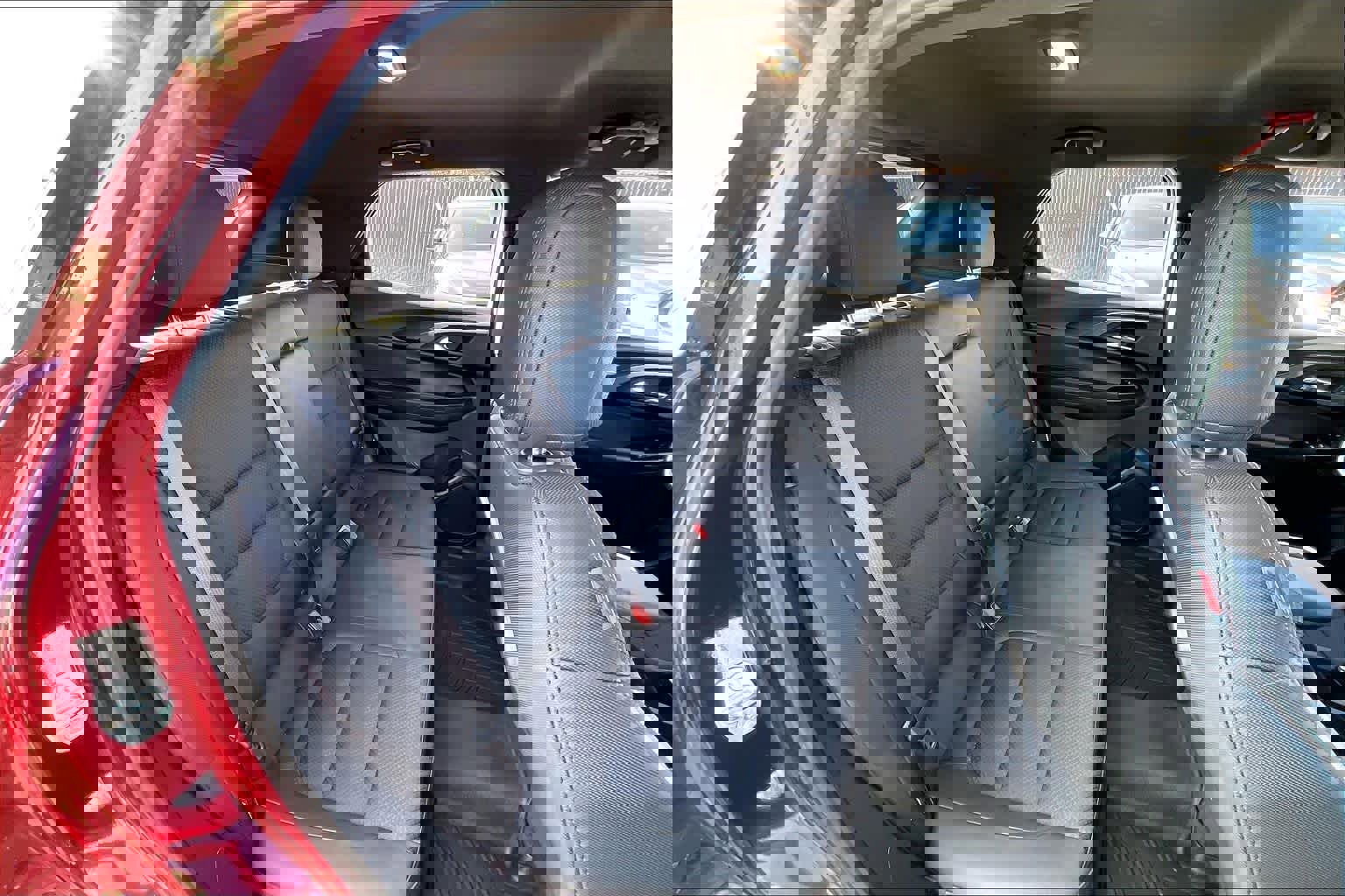 Used 2022 Chevrolet TrailBlazer RS image 29