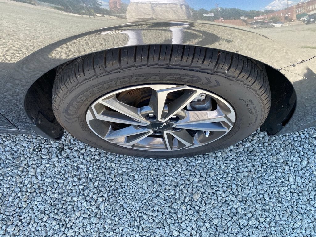 Used 2022 Kia Forte LXS FWD image 22