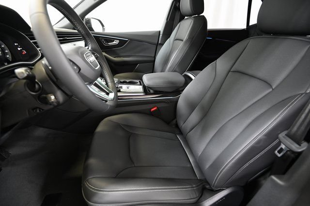 Used 2026 Audi Q8 Premium Plus AWD/4WD image 7