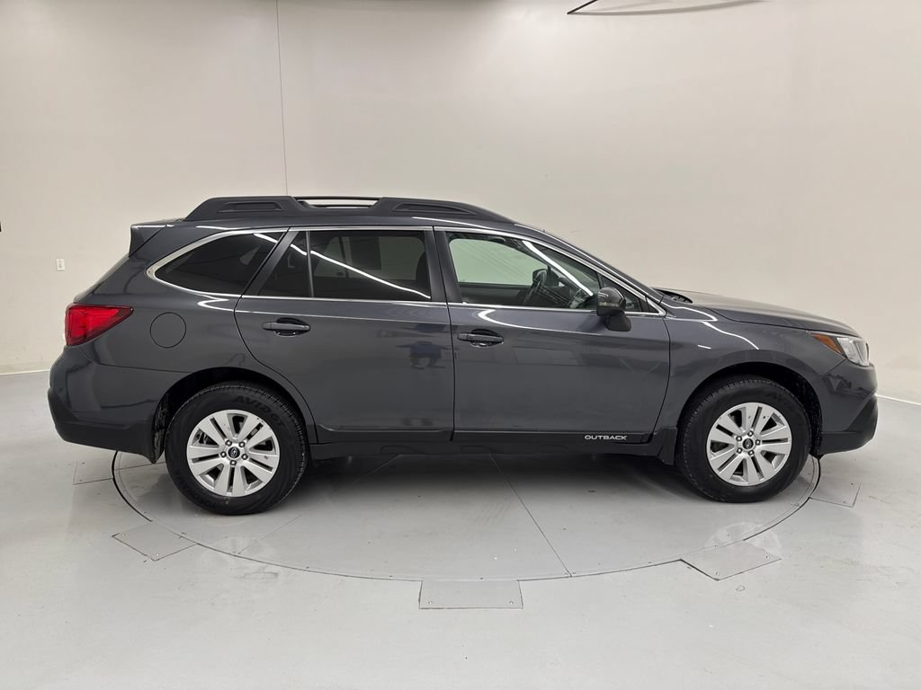 Used 2019 Subaru Outback 2.5i Premium w/ Popular Package #2 AWD/4WD video 3