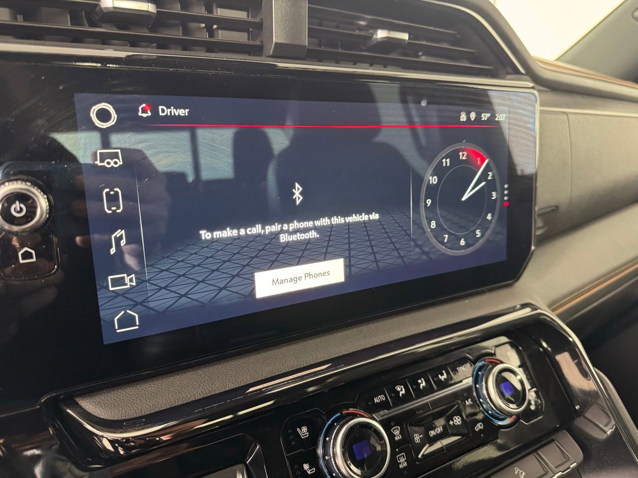 Used 2024 GMC Sierra 2500 AT4 w/ Technology Package image 19