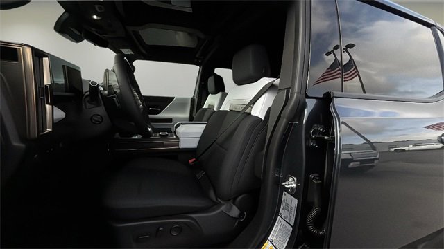 New 2025 GMC Hummer EV 2X image 10