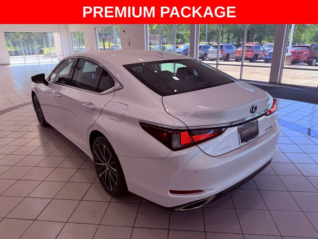 Certified 2024 Lexus ES 350 w/ Premium Package FWD image 6