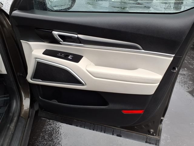 Used 2020 Kia Telluride S w/ S 8 Passenger Seating Package FWD image 28