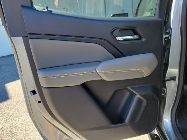 New 2026 Chevrolet Colorado ZR2 w/ Technology Package AWD/4WD image 13