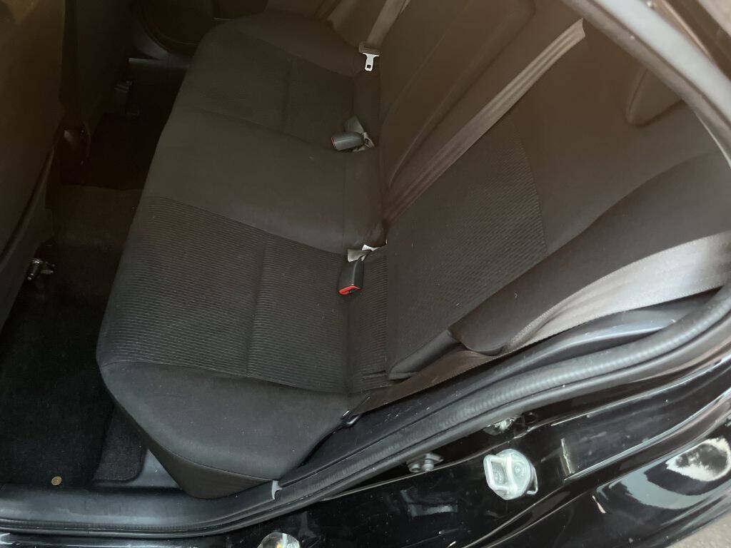 Used 2017 Mitsubishi Lancer ES FWD image 17