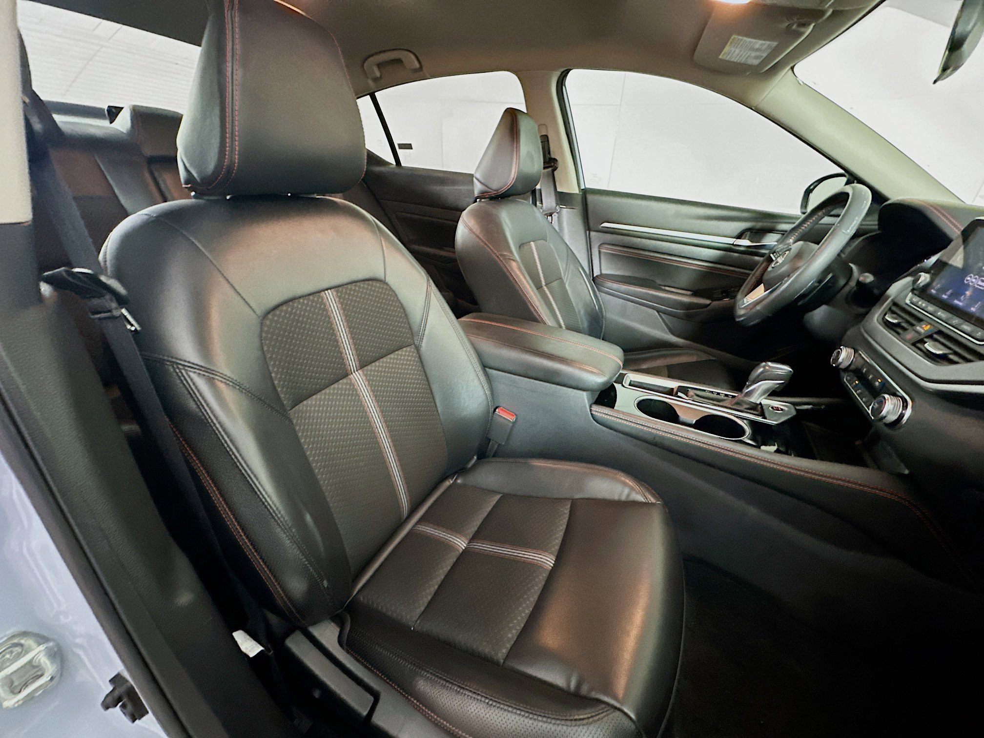 Used 2023 Nissan Altima 2.5 SR image 28