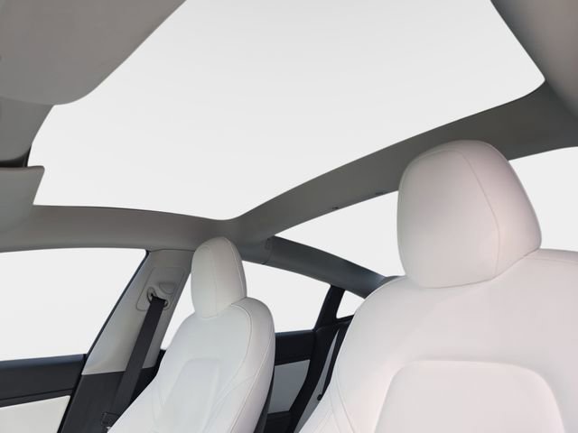 Used 2021 Tesla Model 3 Standard Range Plus image 33