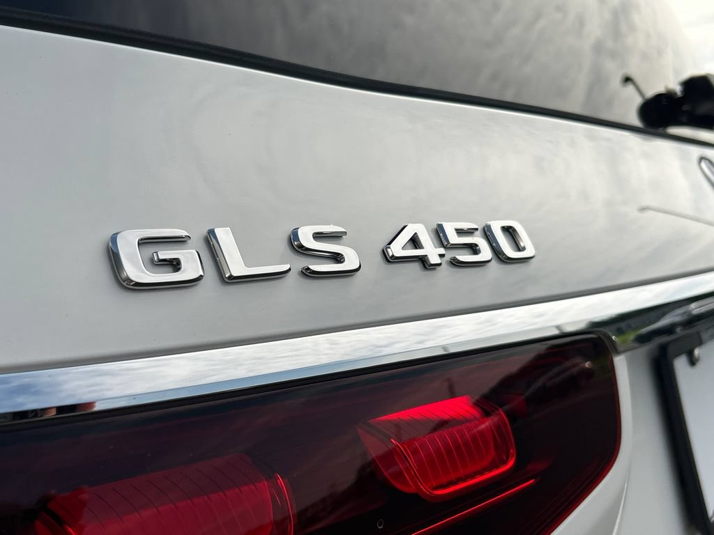 New 2026 Mercedes-Benz GLS 450 4MATIC image 32