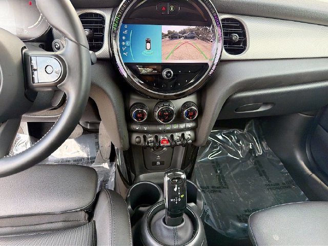 Used 2024 MINI Cooper S FWD image 18