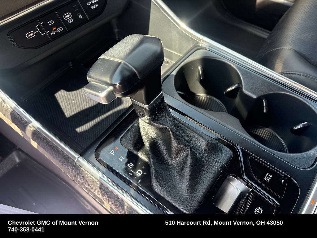Used 2025 Kia Carnival EX FWD image 29