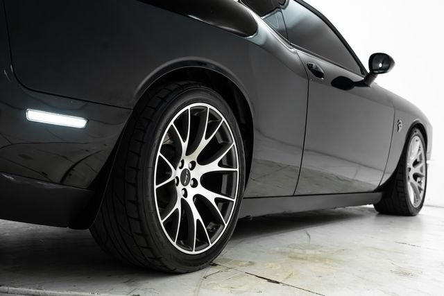 Used 2020 Dodge Challenger SRT Hellcat w/ Plus Package RWD image 11
